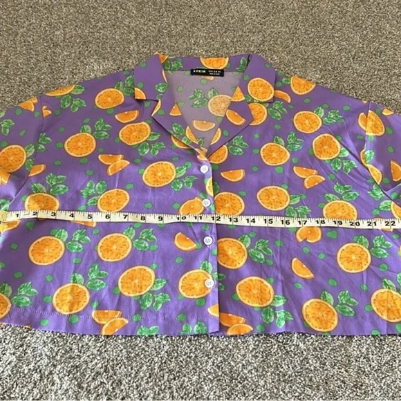 Orange Pattern Short Sleeve Crop Top Button Down Shirt Women’s Size Medium - Picture 6 of 8